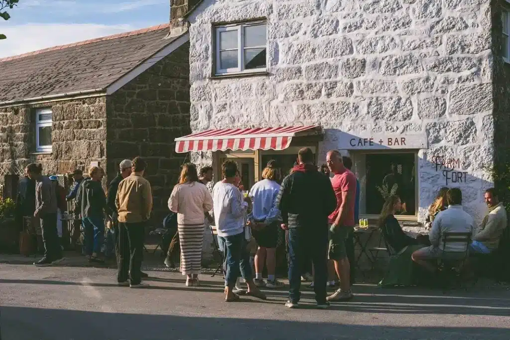 Farm + Fort with Customers Lined up