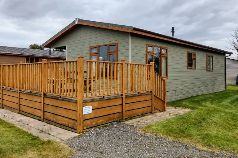 Yonder Green Caravan Park Lodge Exterior.webp