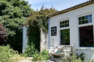 Fat Apples Café Entrance