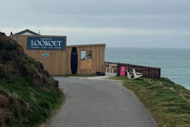 Droskyn Lookout Front.webp