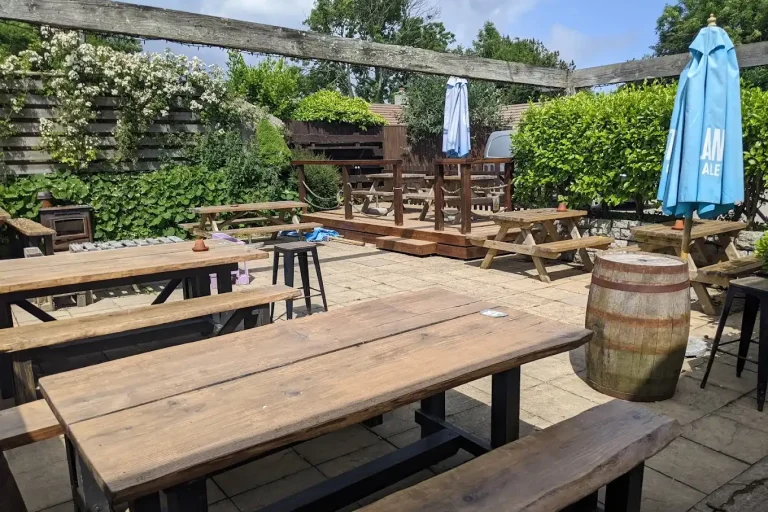 The Packet Inn Outdoor Seating.webp