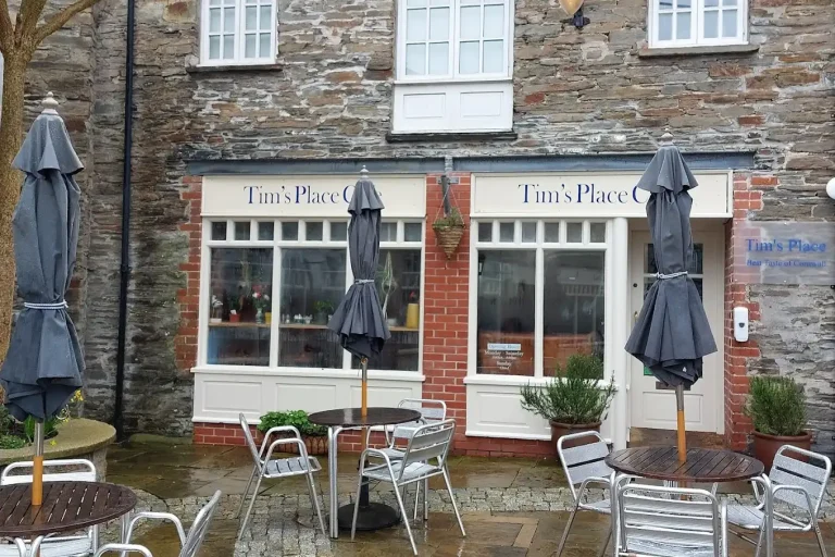 Tims Place in Wadebridge Exterior.webp