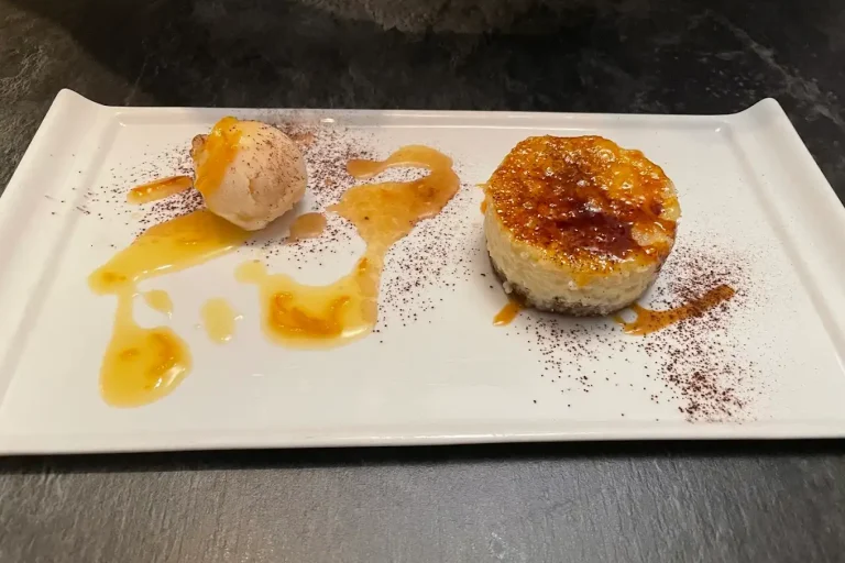 Tabbs Restaurant Dessert Menu.webp