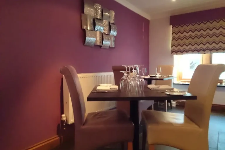 Tabbs Restaurant Interior.webp