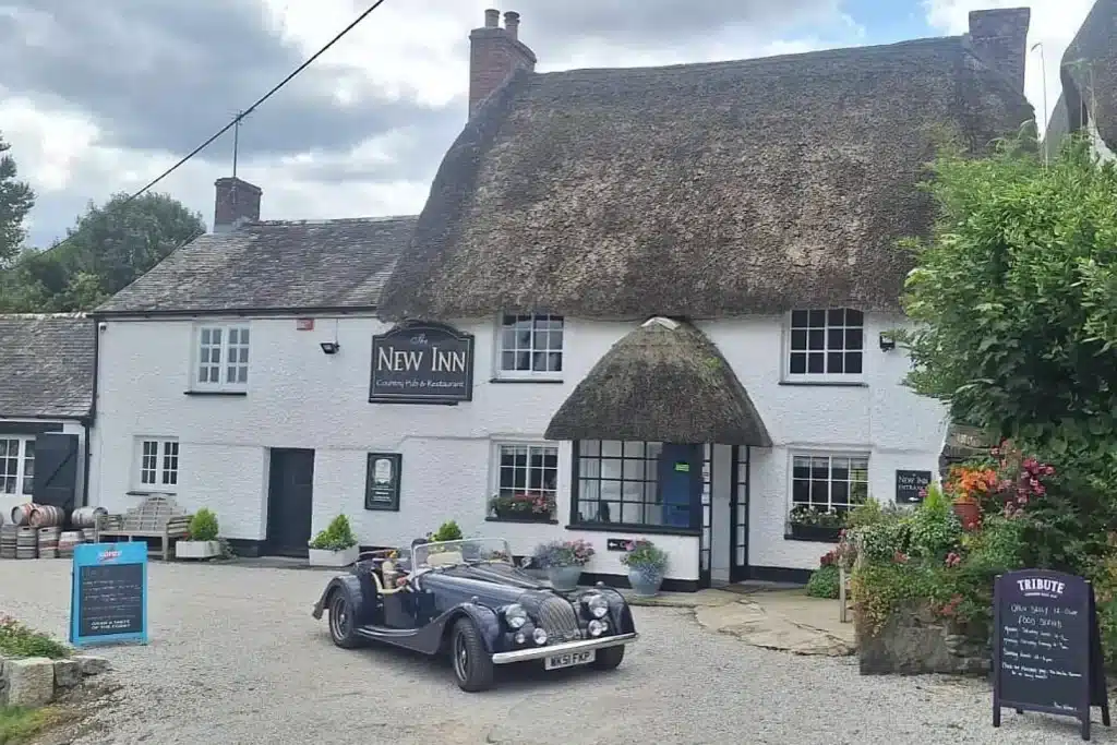 Exterior of the New Inn at Manaccan.webp